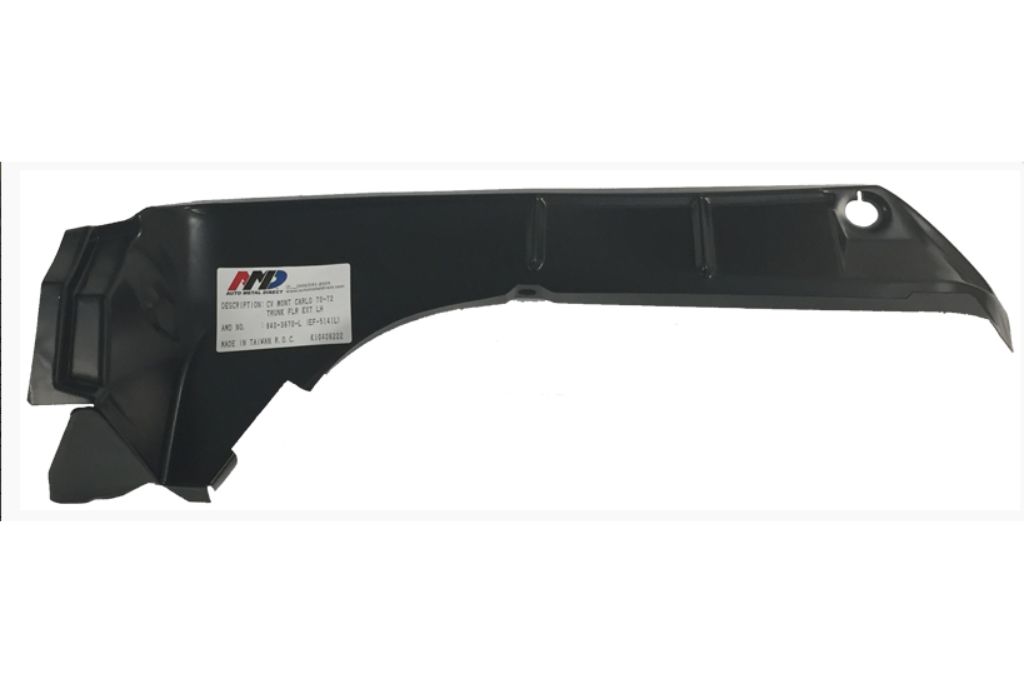 17 KKN7 1970 1971 1972 MONTE CARLO TRUNK FLOOR DROP OFF RH 840-3670-R AMD KKN7